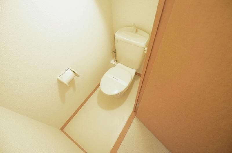 Room image 13