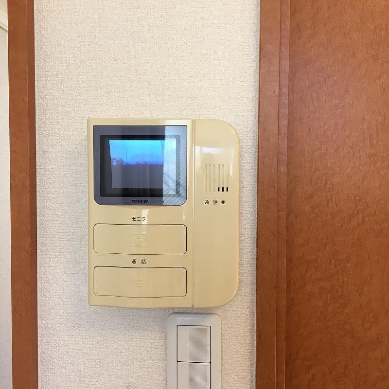 Room image 15