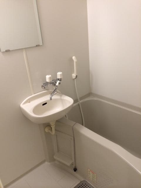 Room image 16