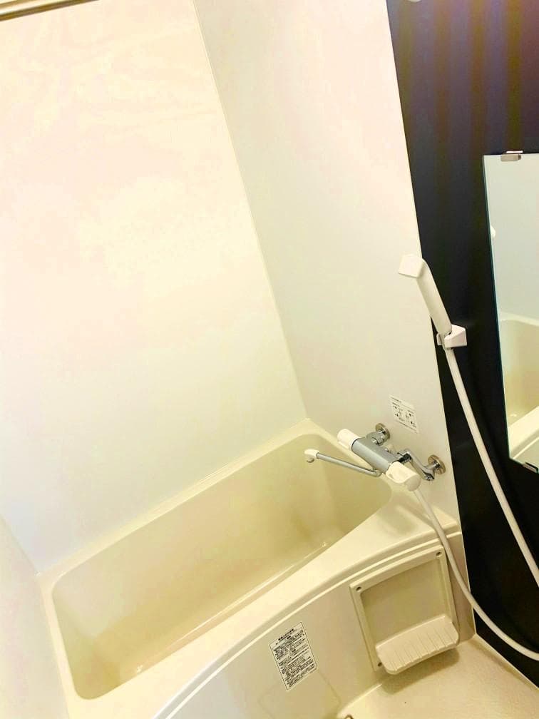 Room image 11