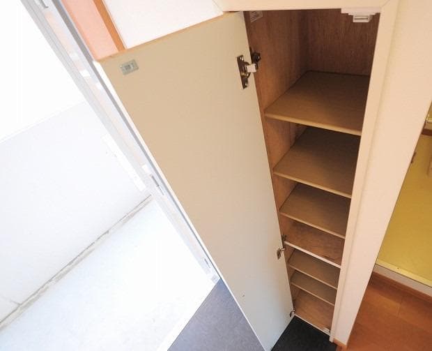 Room image 15