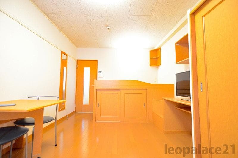 Room image 12