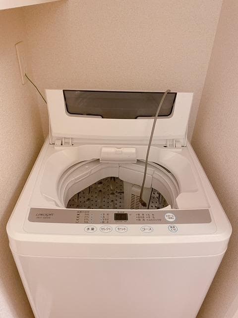 Room image 11