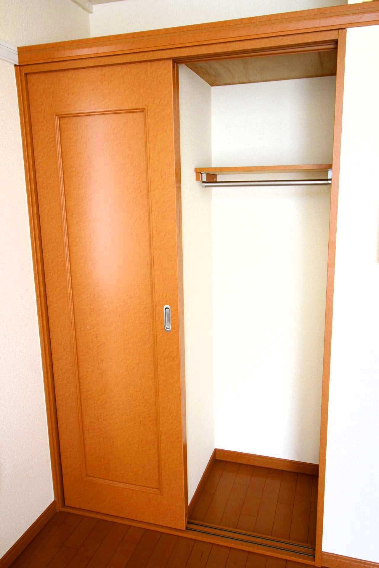 Room image 16