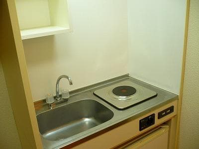 Room image 8