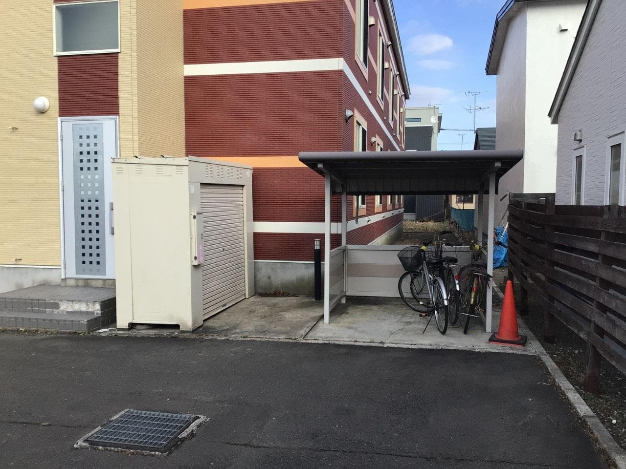 Room image 16