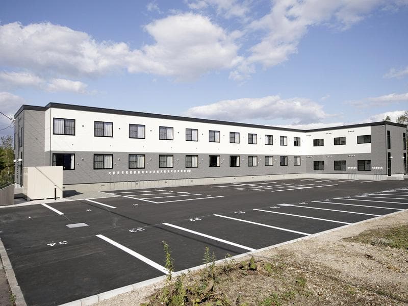 Main exterior of leopalace Koyodai A
