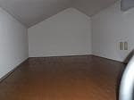 Room image 16