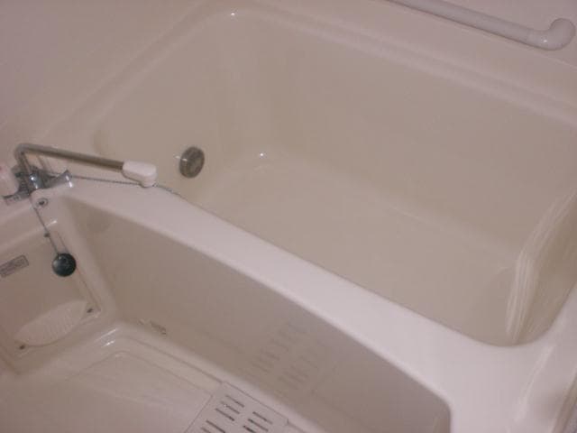 Room image 8