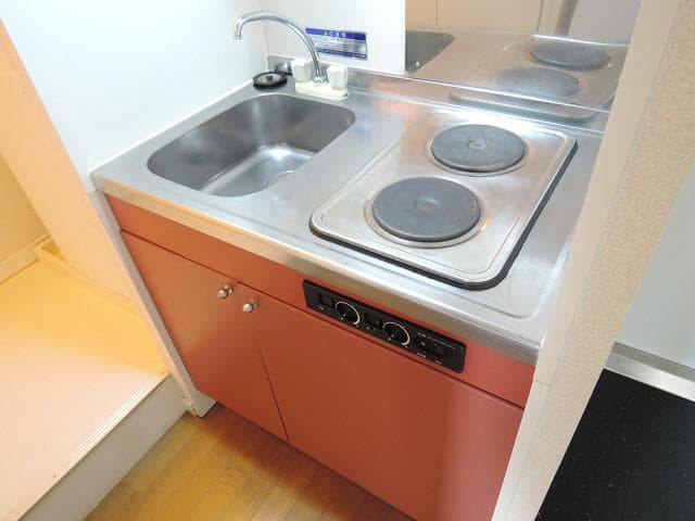 Room image 8