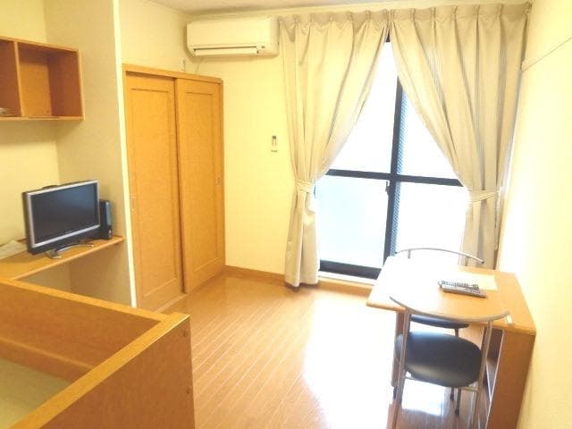 Preview interior of leopalace West