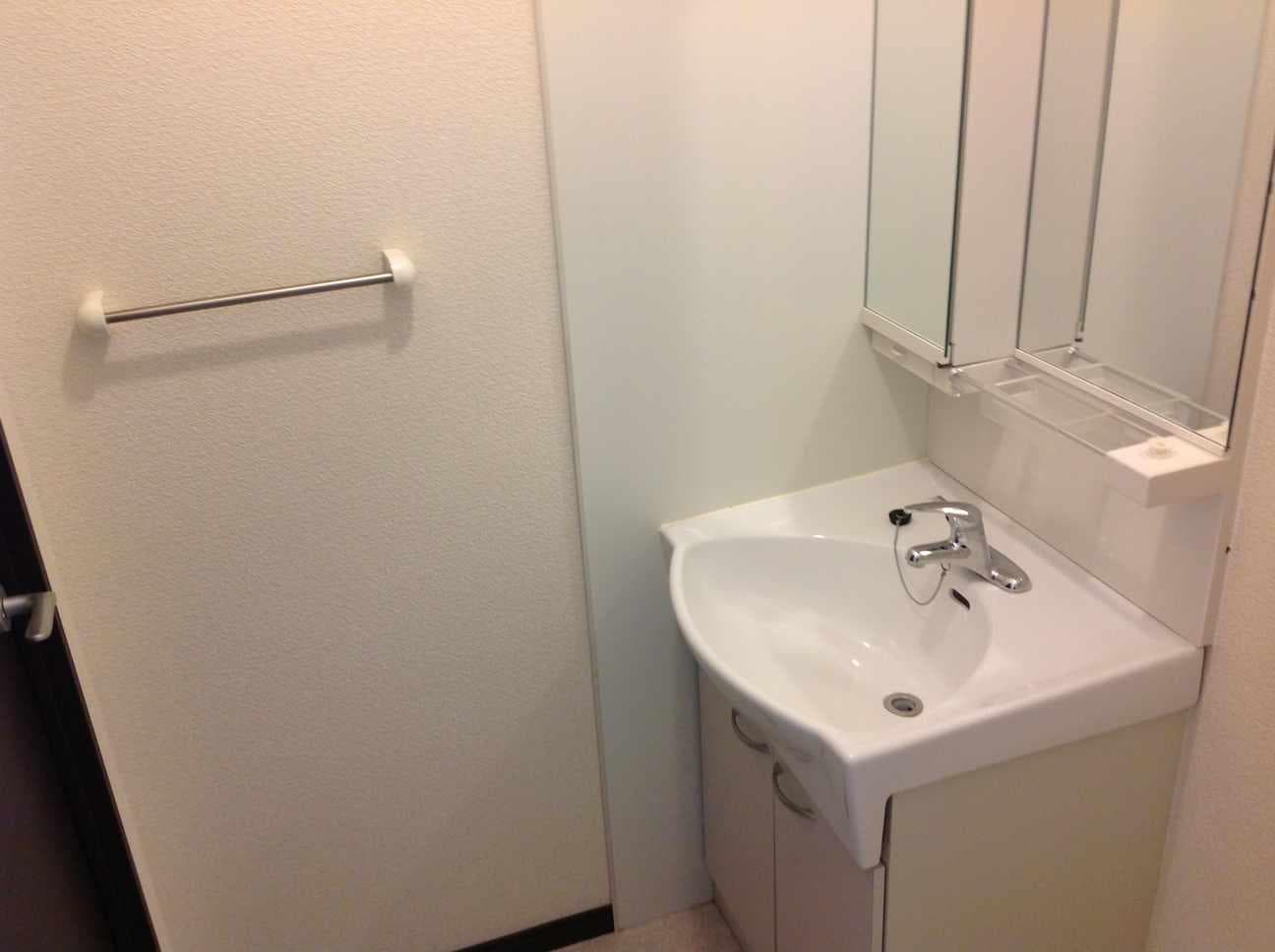 Room image 12