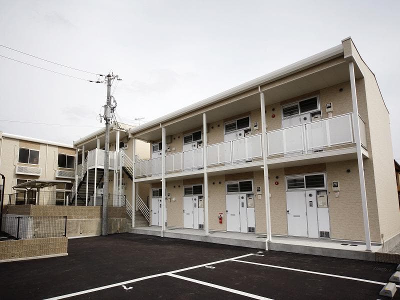 Main exterior of leopalace SEIZAN