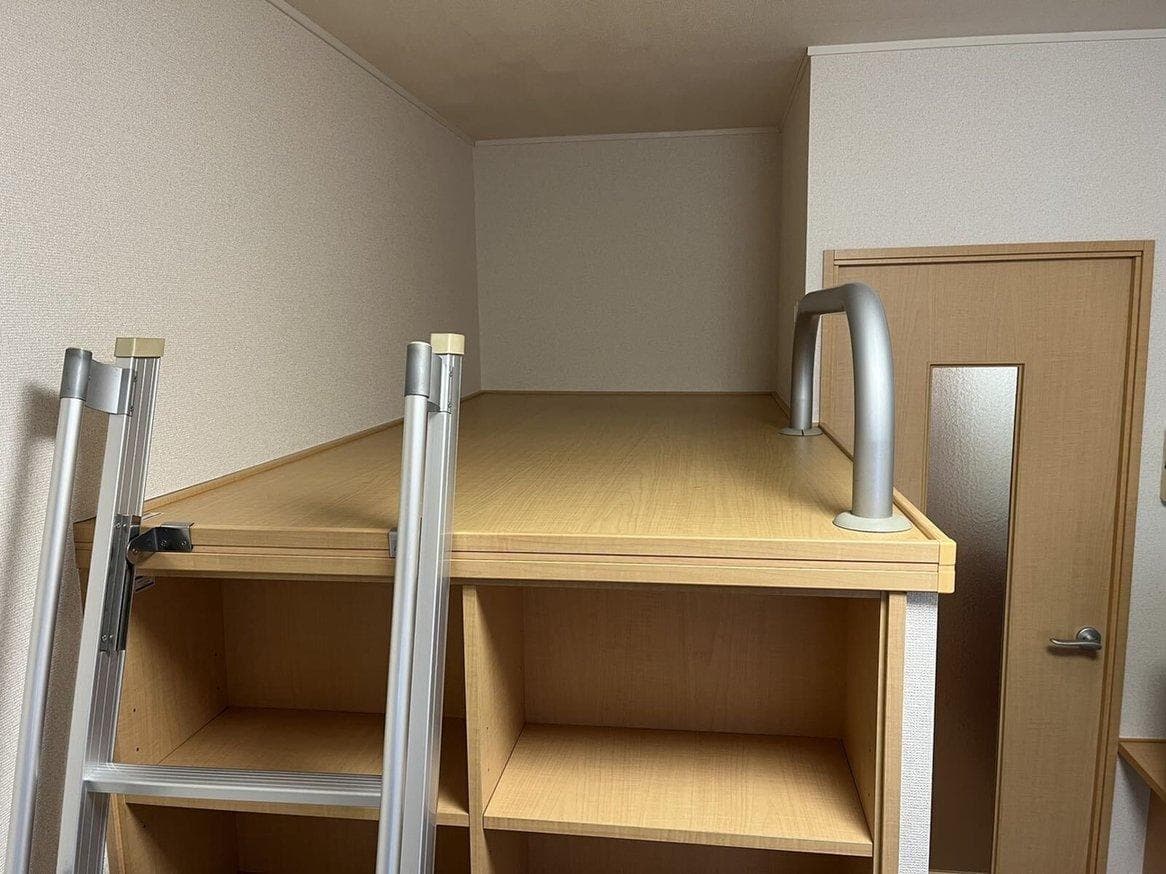 Room image 10