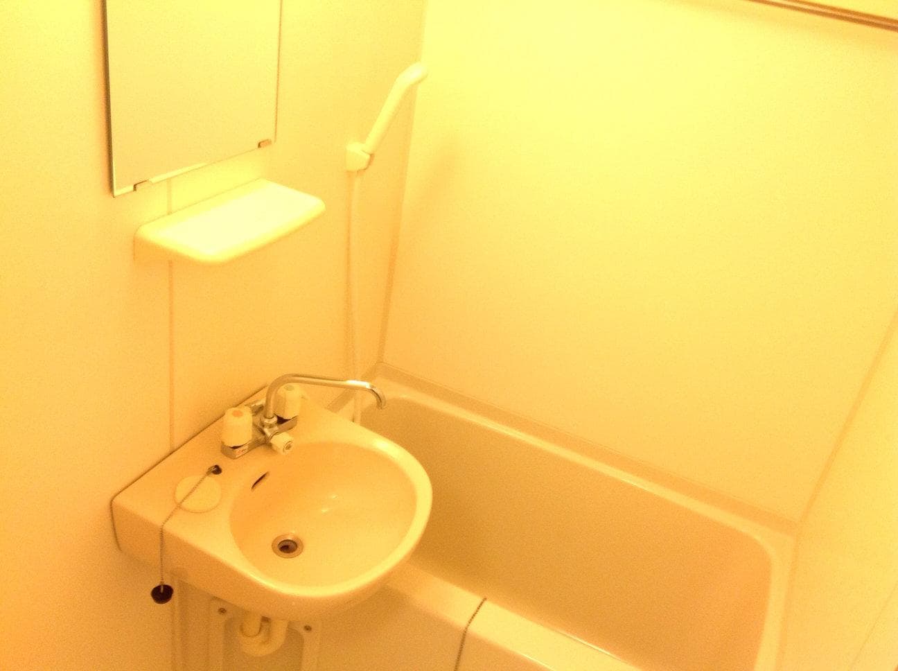 Room image 8