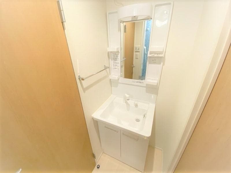 Room image 12
