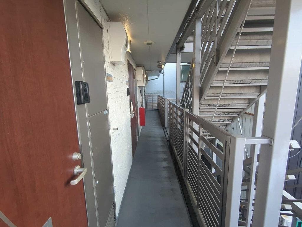 Room image 8