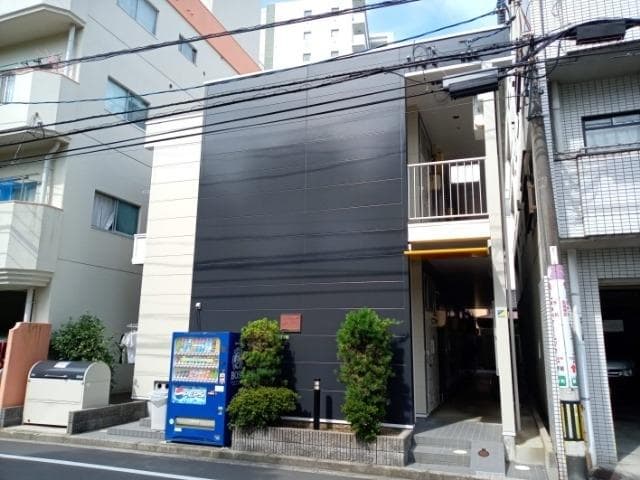 Main exterior of leopalace Comfort Tsurumi