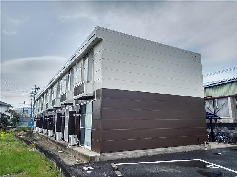 Main exterior of leopalace DAIKAN