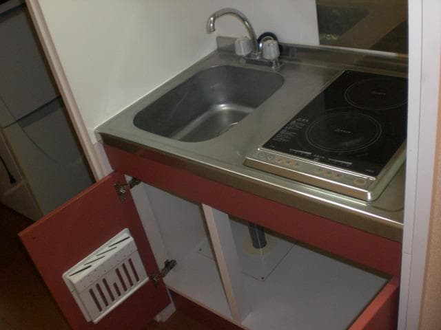 Room image 8