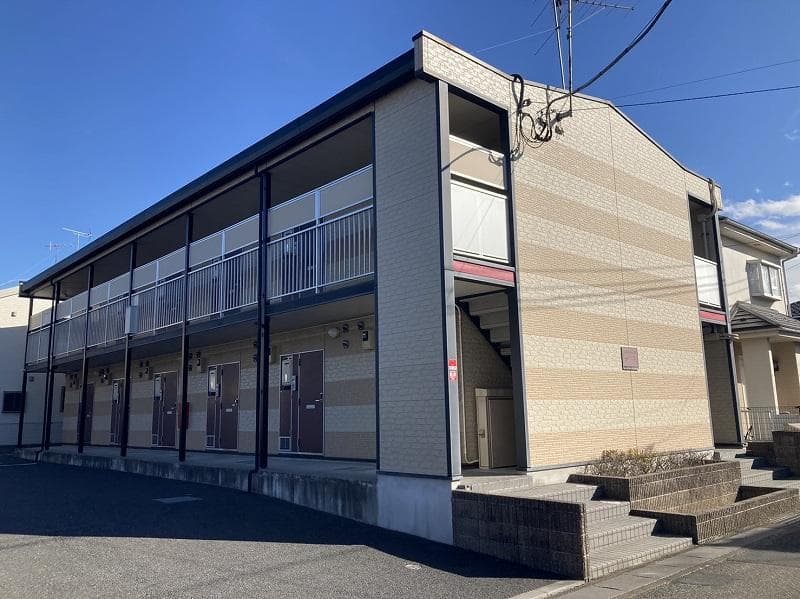 Main exterior of leopalace Maeya