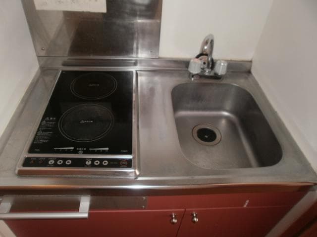 Room image 8