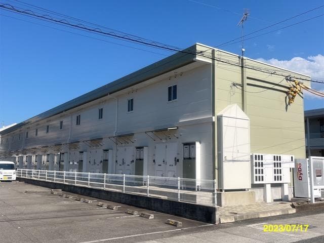 Main exterior of leopalace Pocoa Poco III