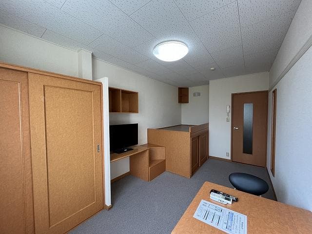 Preview interior of leopalace KAMIYA