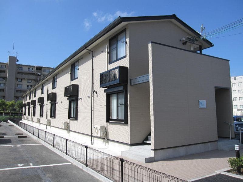 Main exterior of leopalace Ishidamori Minami