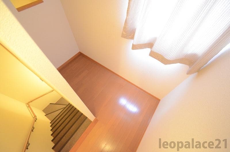 Preview interior of leopalace Eno