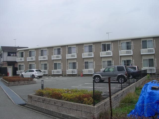 Room image 12