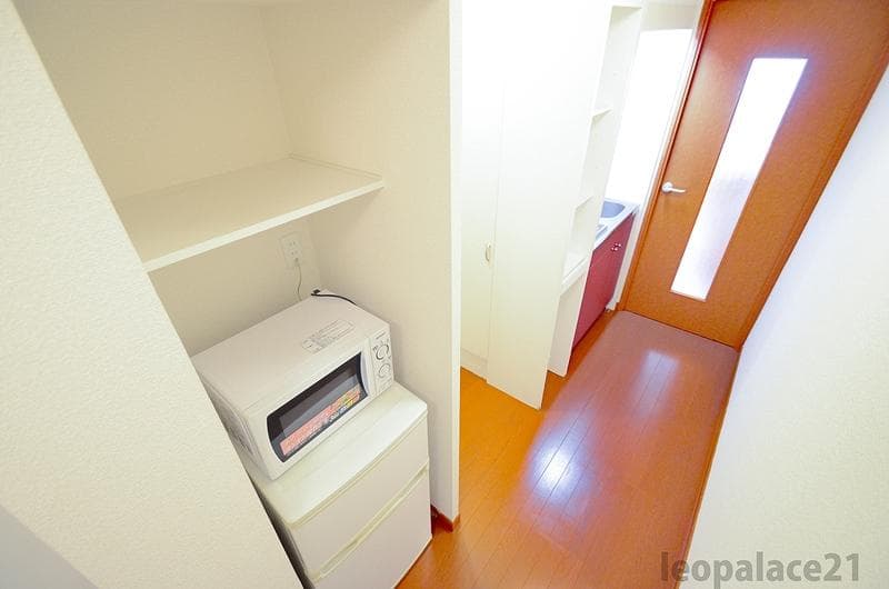 Room image 8