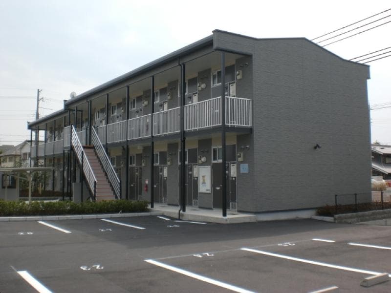 Main exterior of leopalace Tsubasa VI