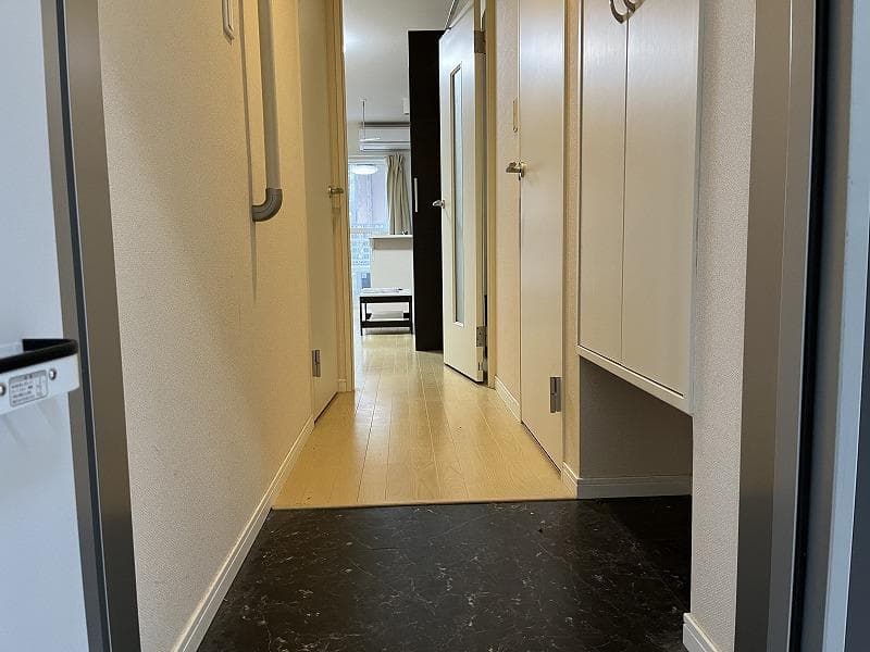Room image 11