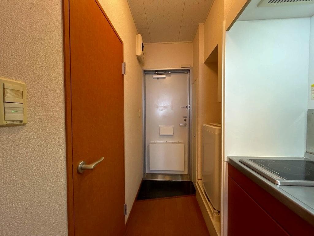 Room image 14