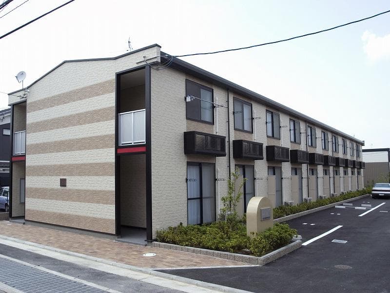 Main exterior of leopalace Misono A