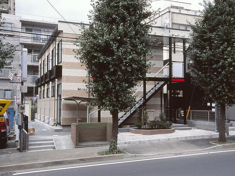 Main exterior of leopalace Bellno