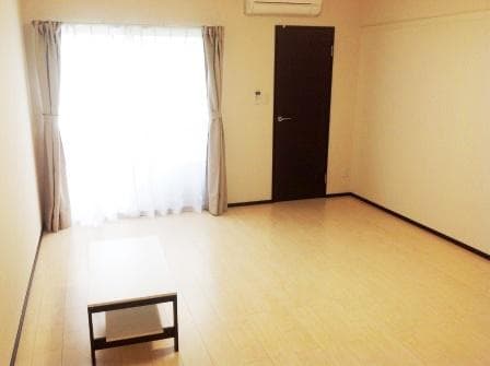Room image 14