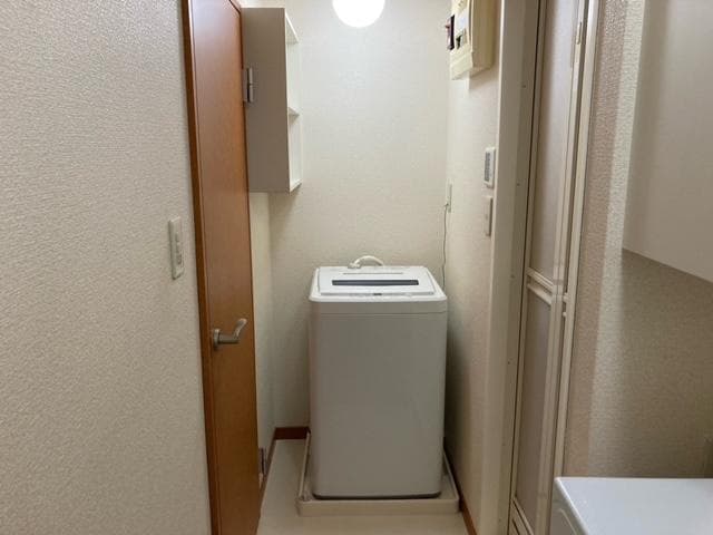 Room image 10