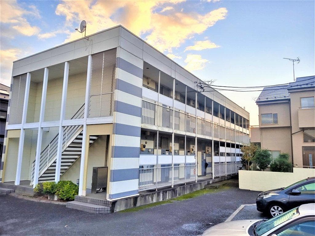 Main exterior of leopalace Lucius