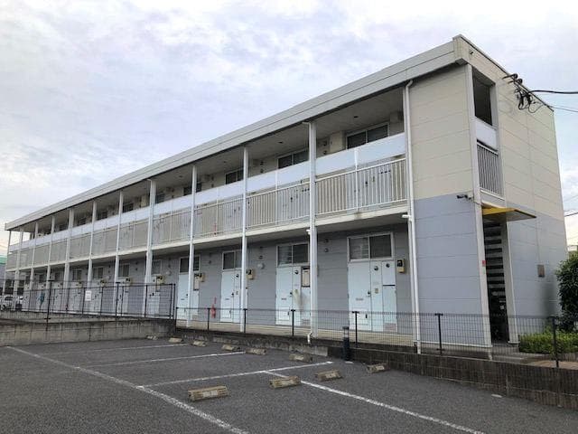 Main exterior of leopalace Bios Kazo