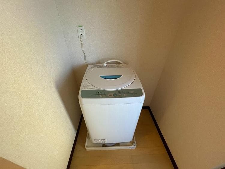 Room image 11