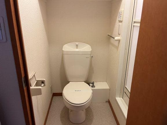 Room image 9