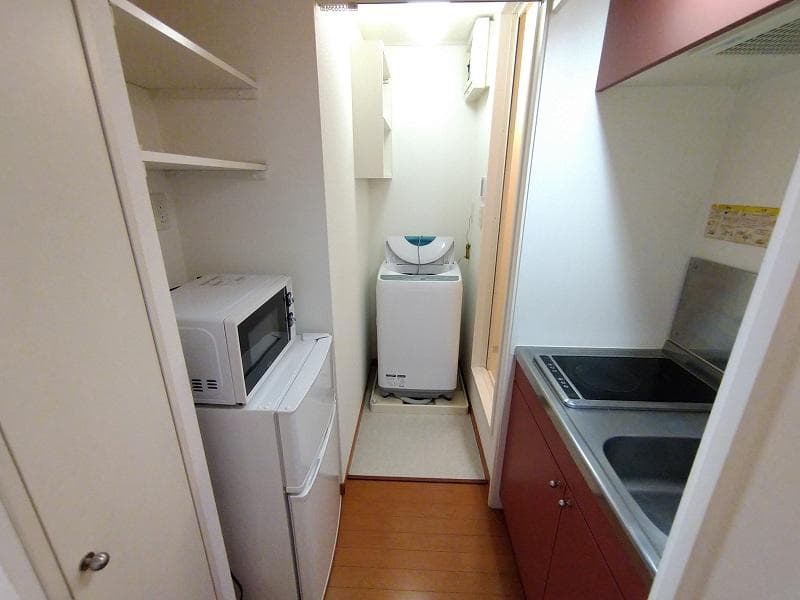 Room image 10