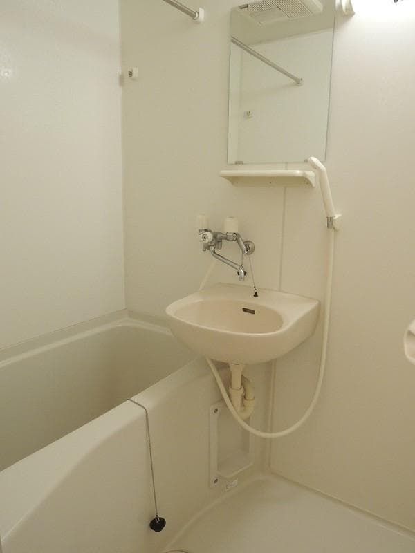 Room image 14