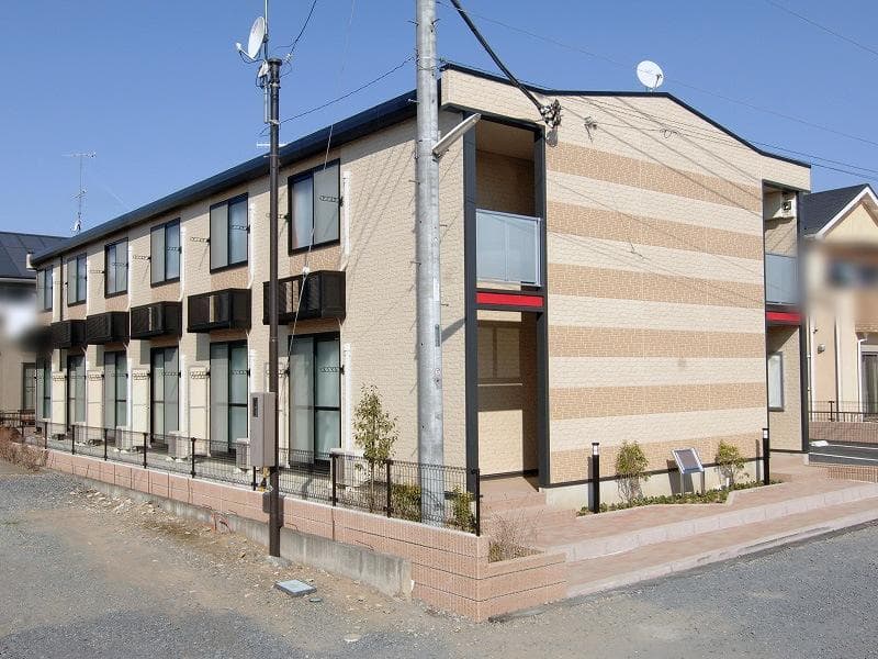 Main exterior of leopalace Shinden Nakayama