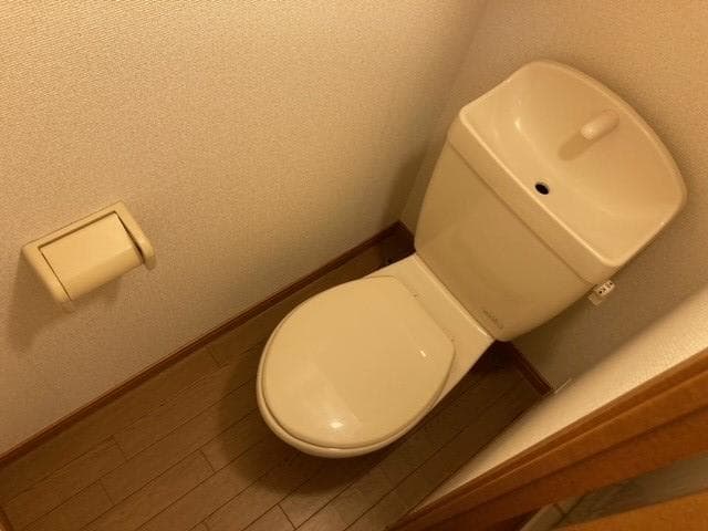 Room image 9