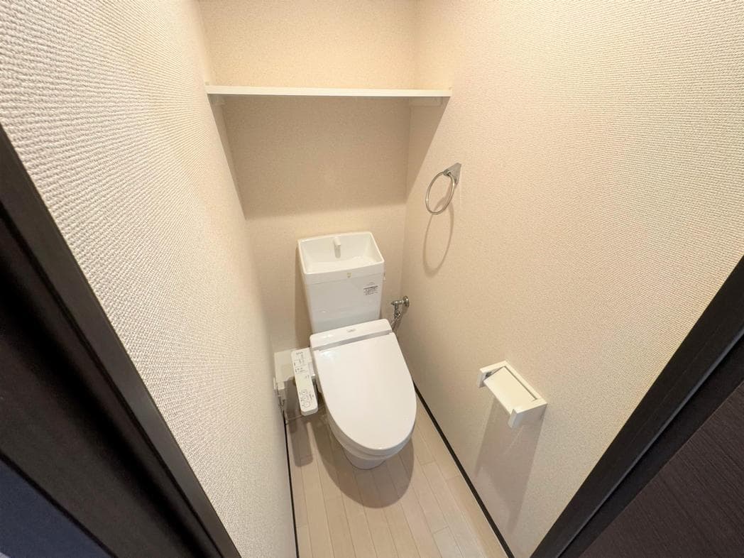 Room image 14