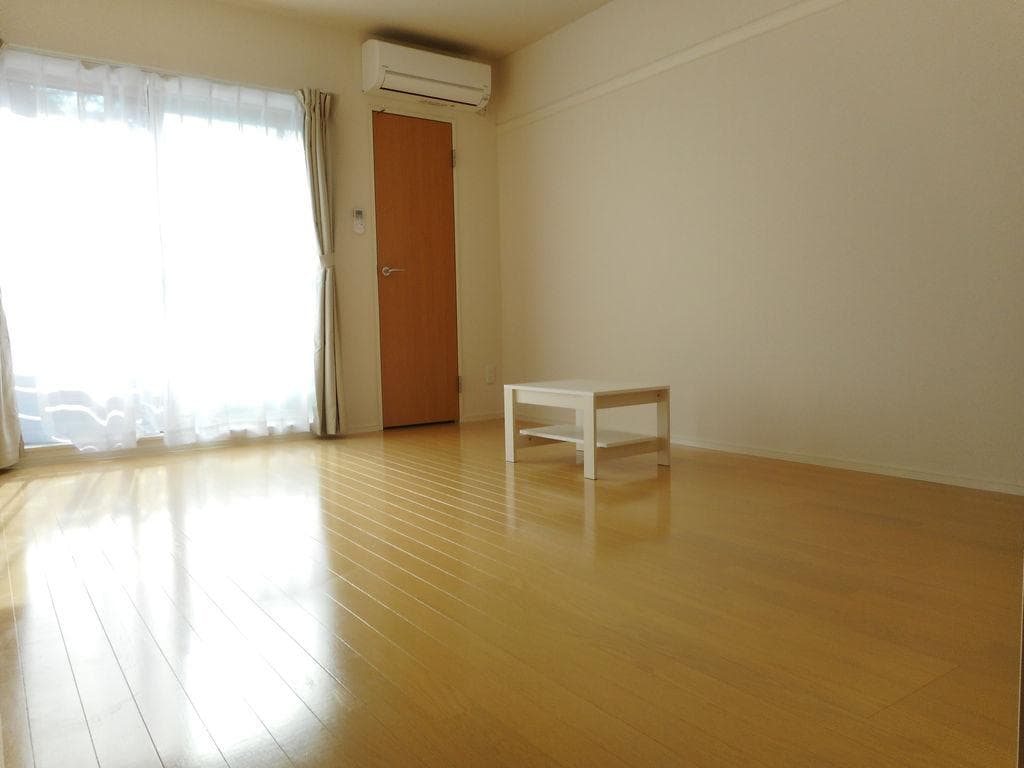 Preview interior of CLEINO Kosai SOUTH