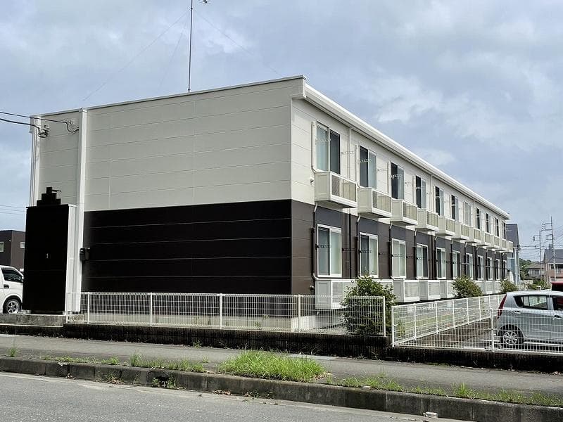 Main exterior of leopalace Claire II